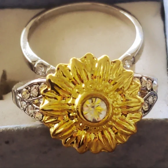 Sunflower 2 piece ring set - Picture 5 of 6